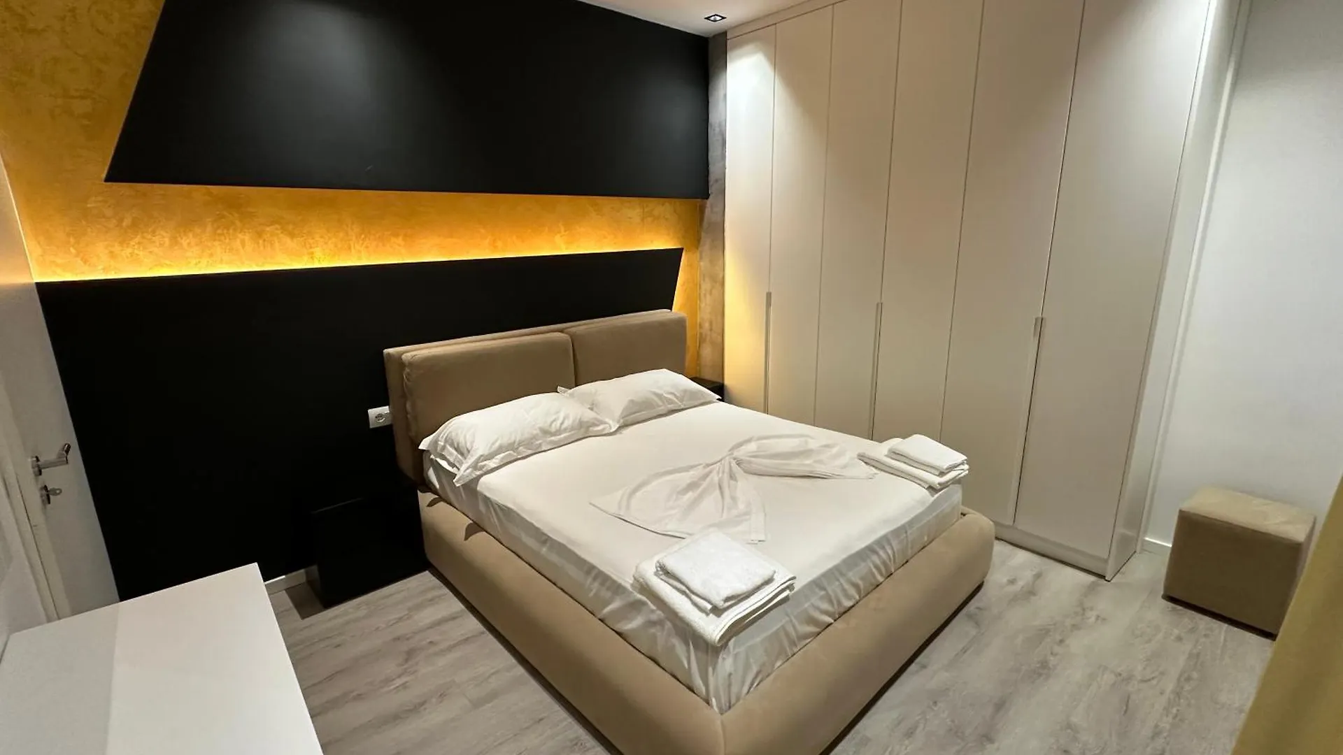 Oal Luxury Apartments Sarande