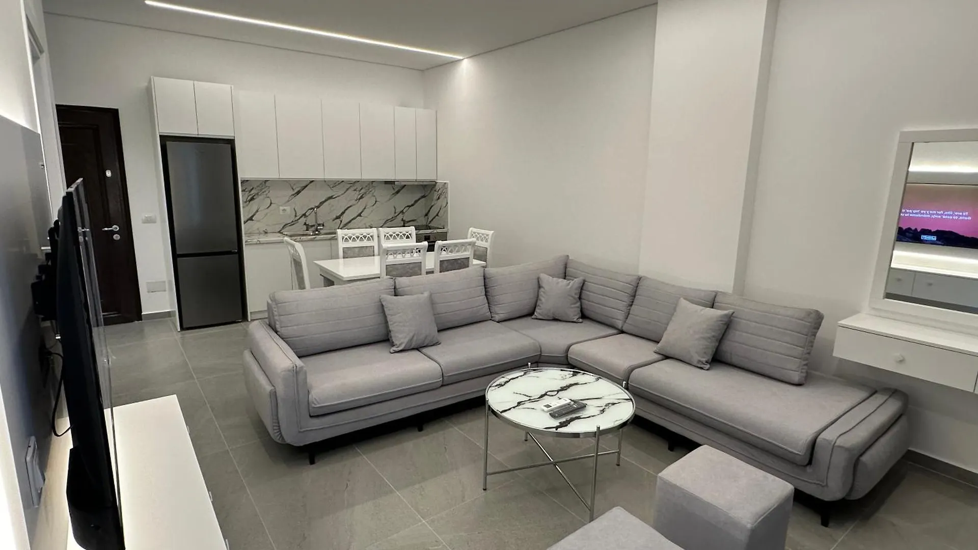 Oal Luxury Apartments Sarandë